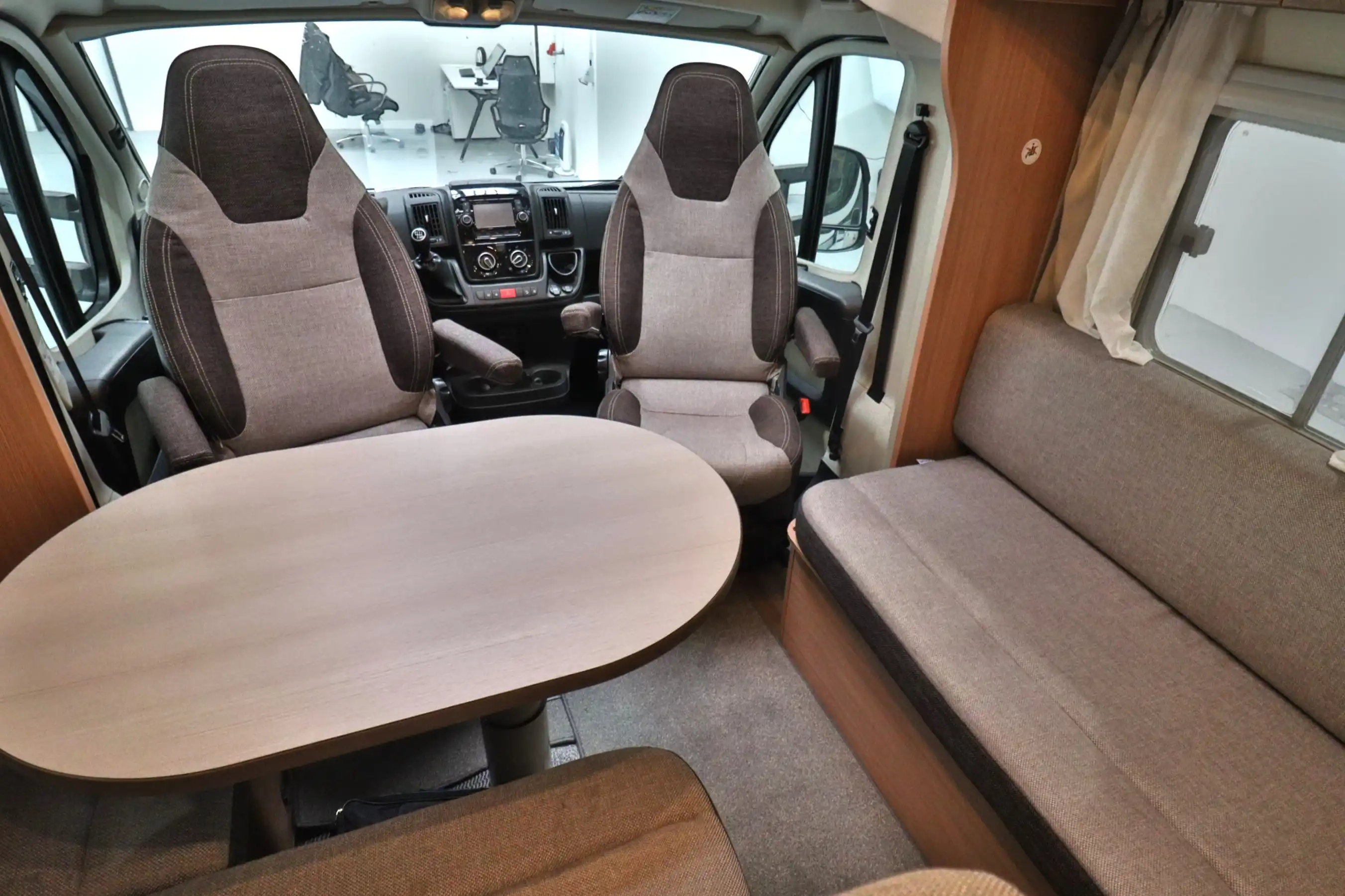 KNAUS Sky Wave 650 MF